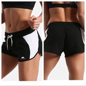 NEW Lotus Leggings blackout running/yoga shorts